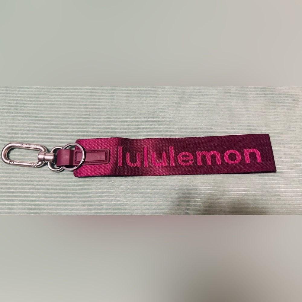 Lululemon Never Lost Keychain